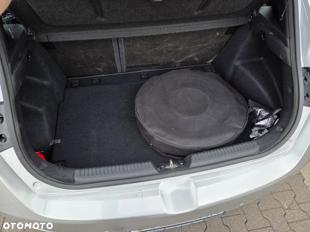 Hyundai i30 1.4 Classic - 9