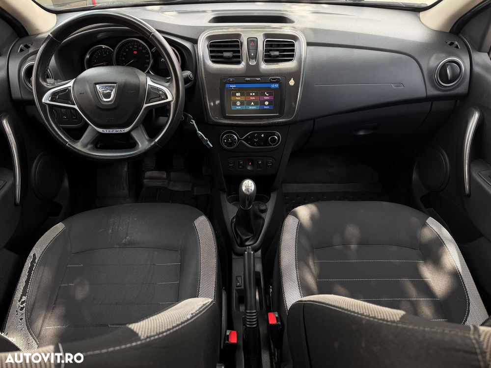 Dacia Sandero Stepway 0.9 TCe - 11