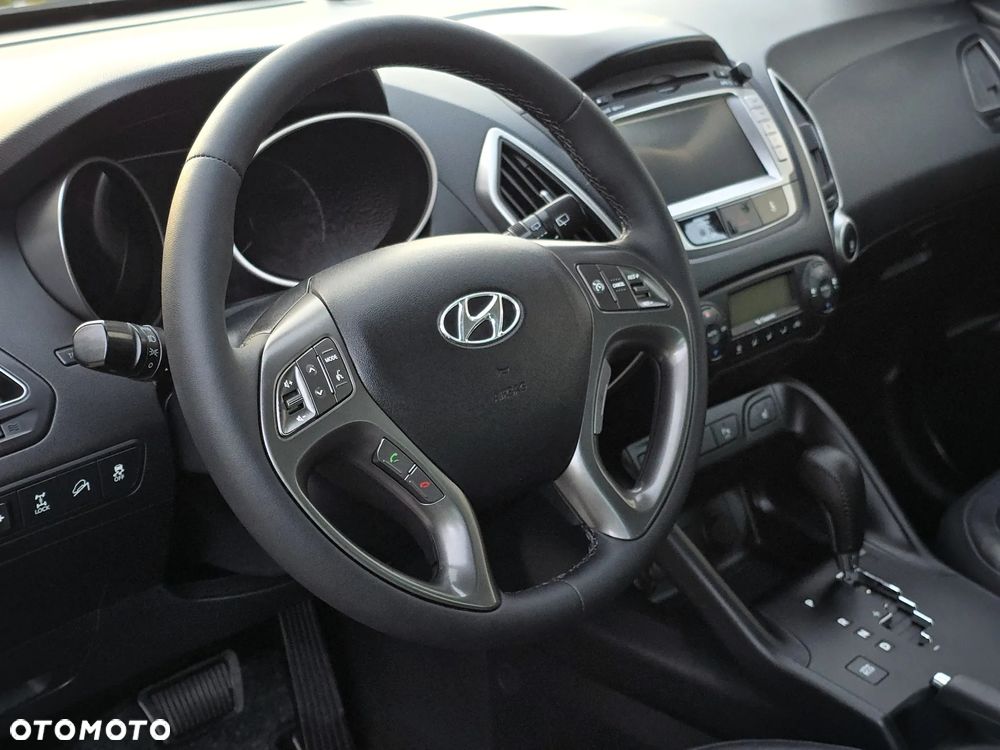 Hyundai ix35 2.0 CRDi 4WD Automatik Style - 27