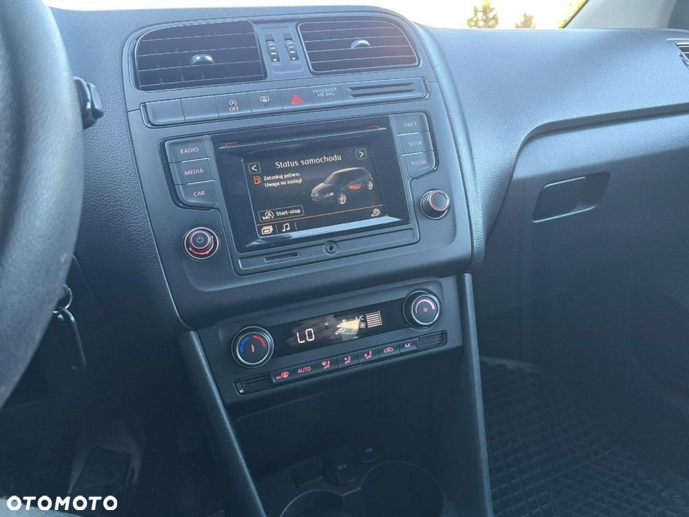 Volkswagen Polo - 24