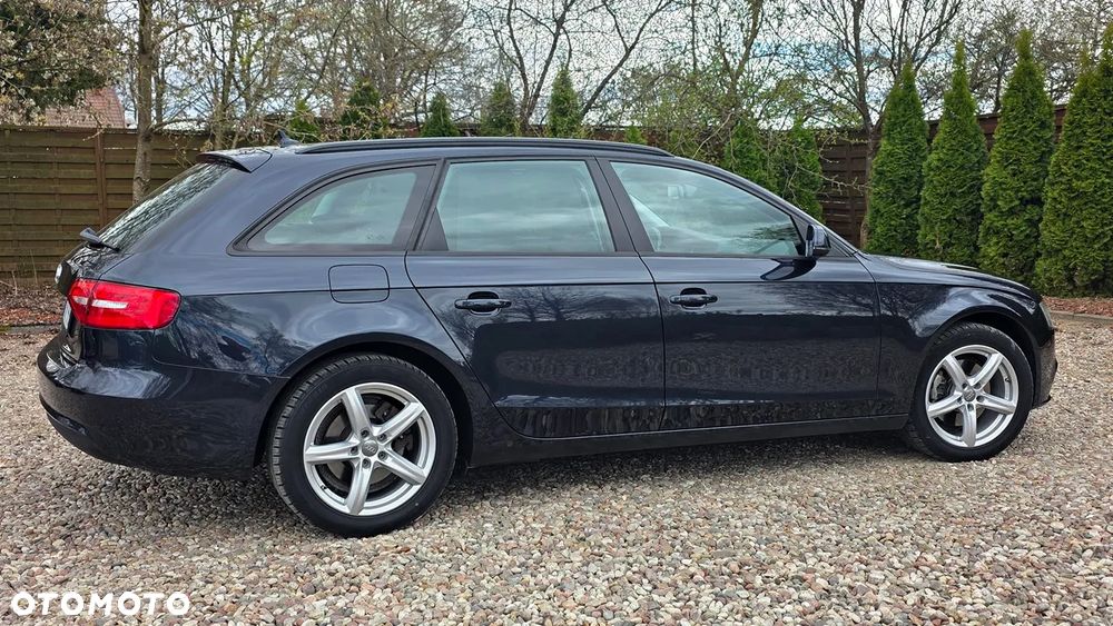 Audi A4 Avant - 15