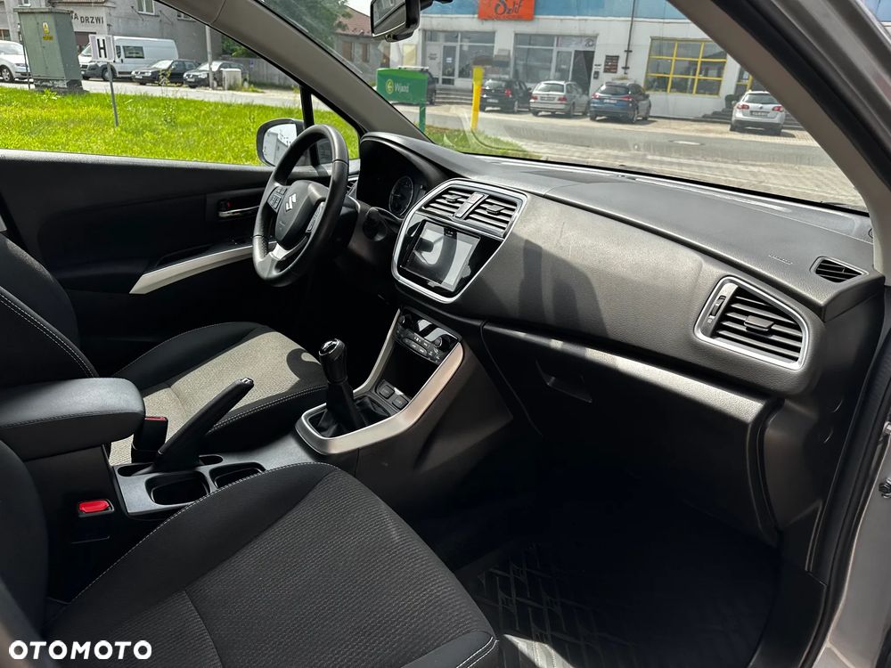 Suzuki SX4 - 26