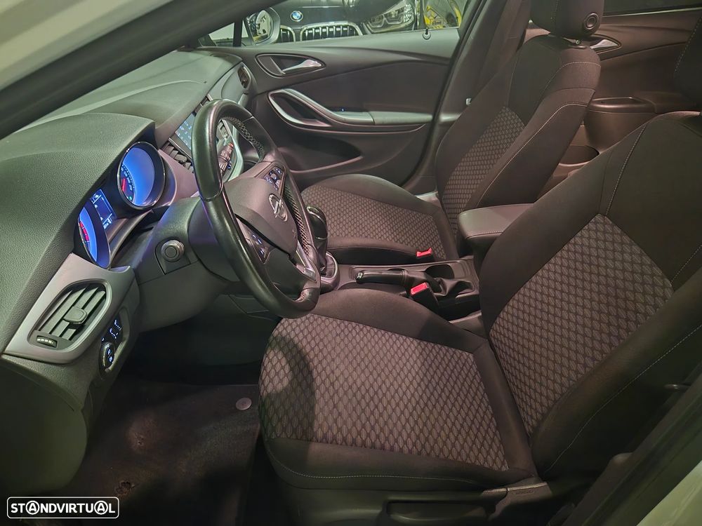 Opel Astra 1.0 Turbo S&S Dynamic - 20