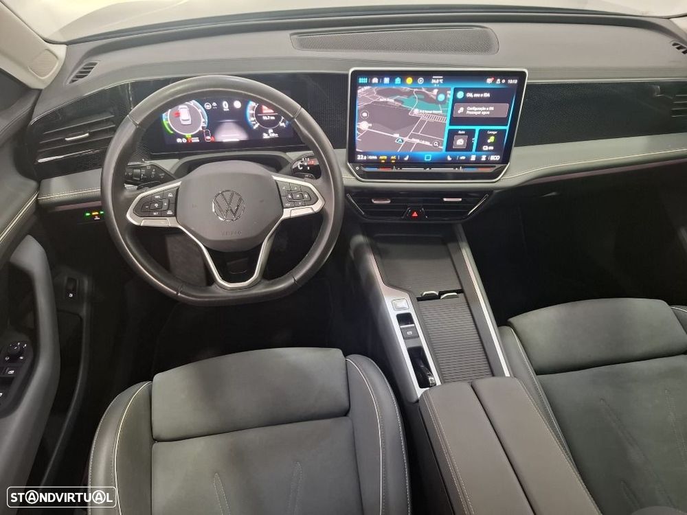 VW Passat Variant 1.5 TSI eHybrid DSG - 18