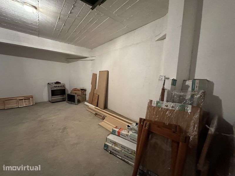 Garagem em Queluz - Grande imagem: 3/5