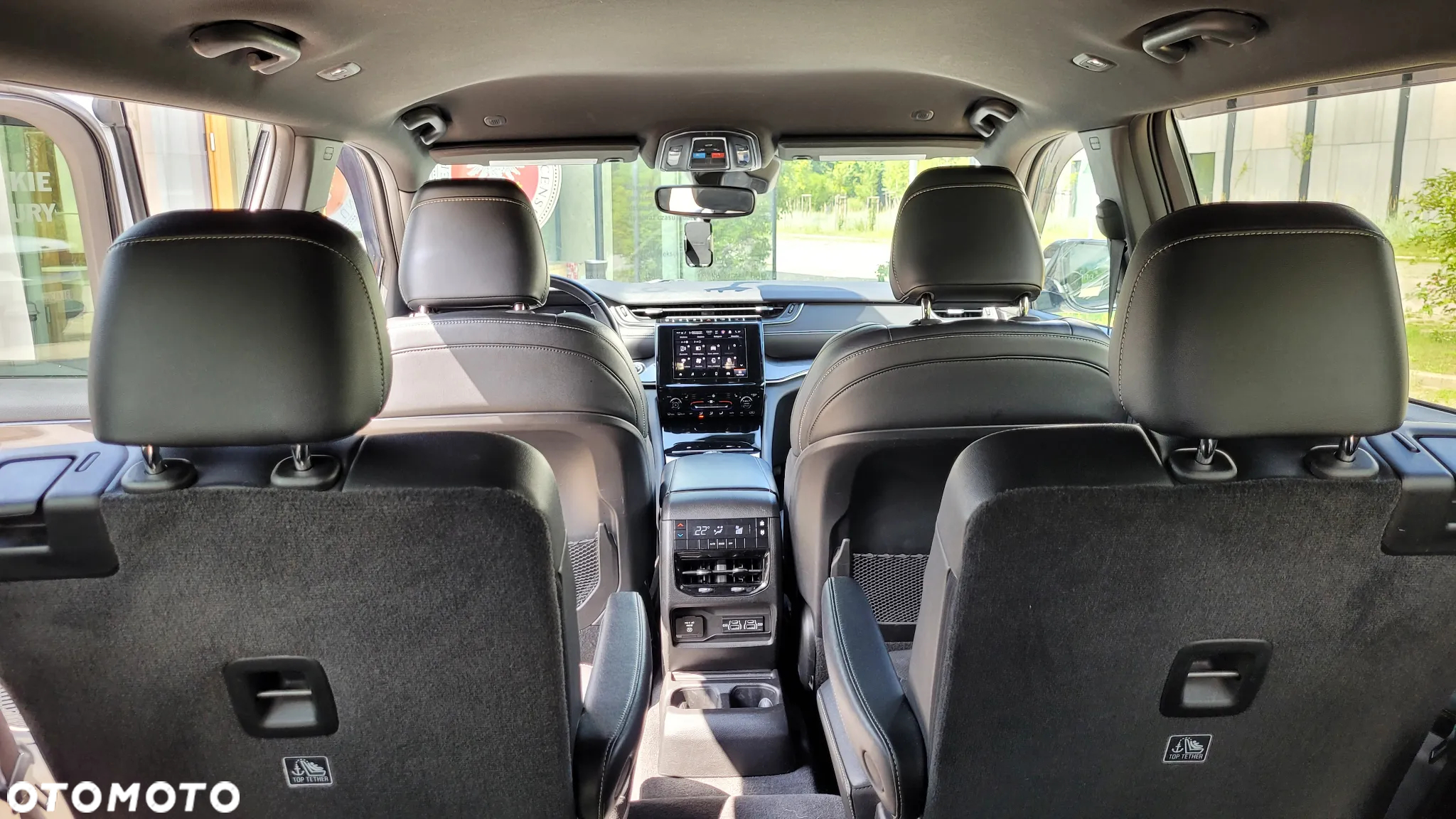Jeep Grand Cherokee - 20