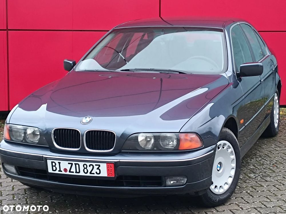 BMW Seria 5 523i - 36