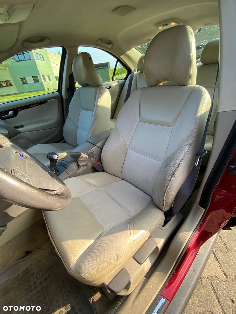 Volvo S60 2.4 Comfort - 18