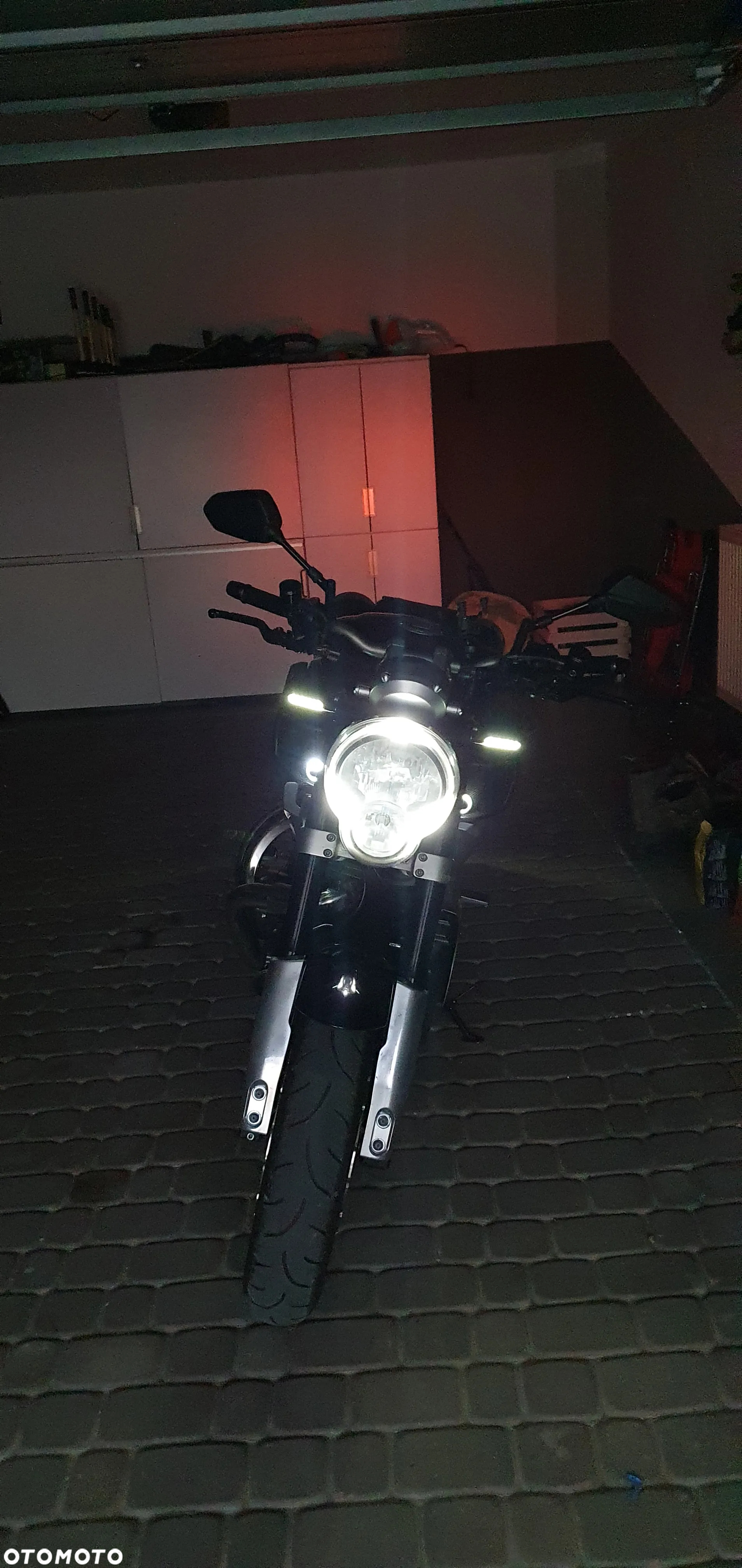 Yamaha MT - 12