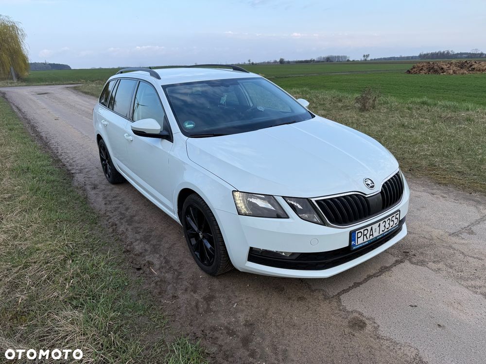 Skoda Octavia 2.0 TDI DSG Ambition - 2