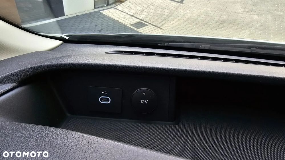 Ford Transit - 33
