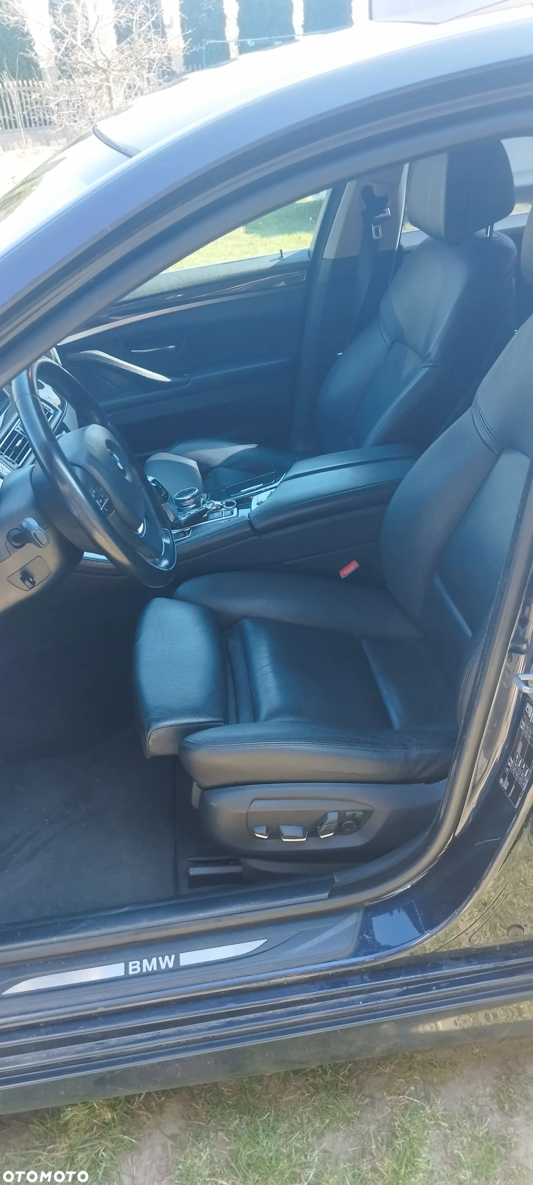 BMW Seria 5 520i Touring Luxury Line - 6