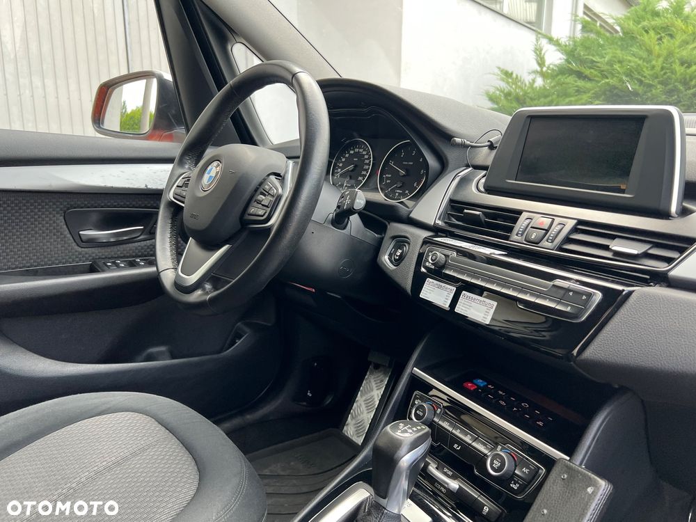 BMW Seria 2 220d xDrive Sport-Aut Luxury Line - 11