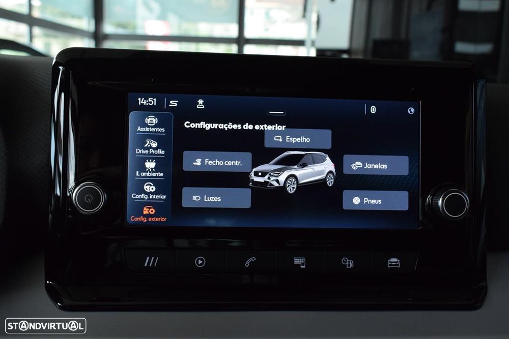 SEAT Arona 1.0 TSI FR - 27