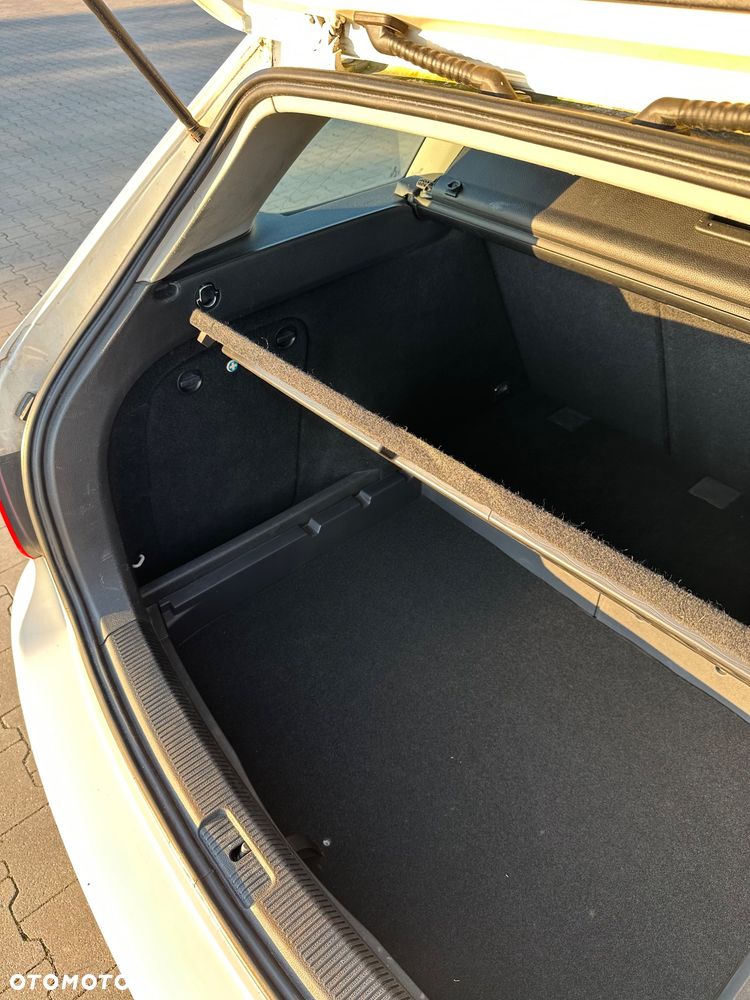 Volkswagen Golf 1.9 TDI Comfortline - 14