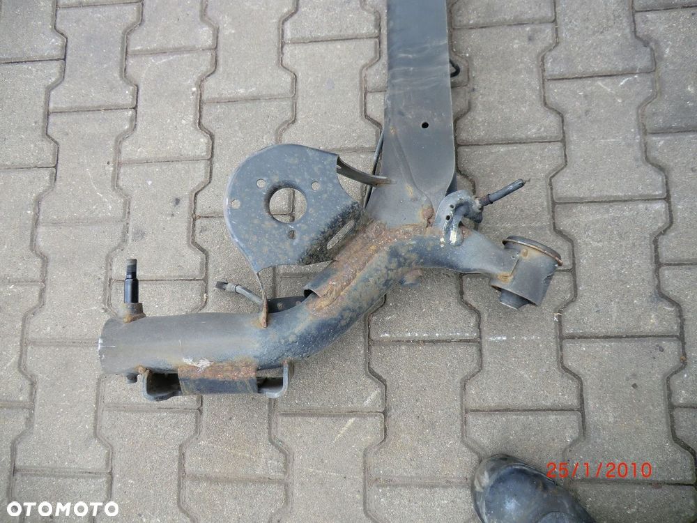 SUZUKI SX4 BELKA TYLNEGO ZAWIESZENIA - 5