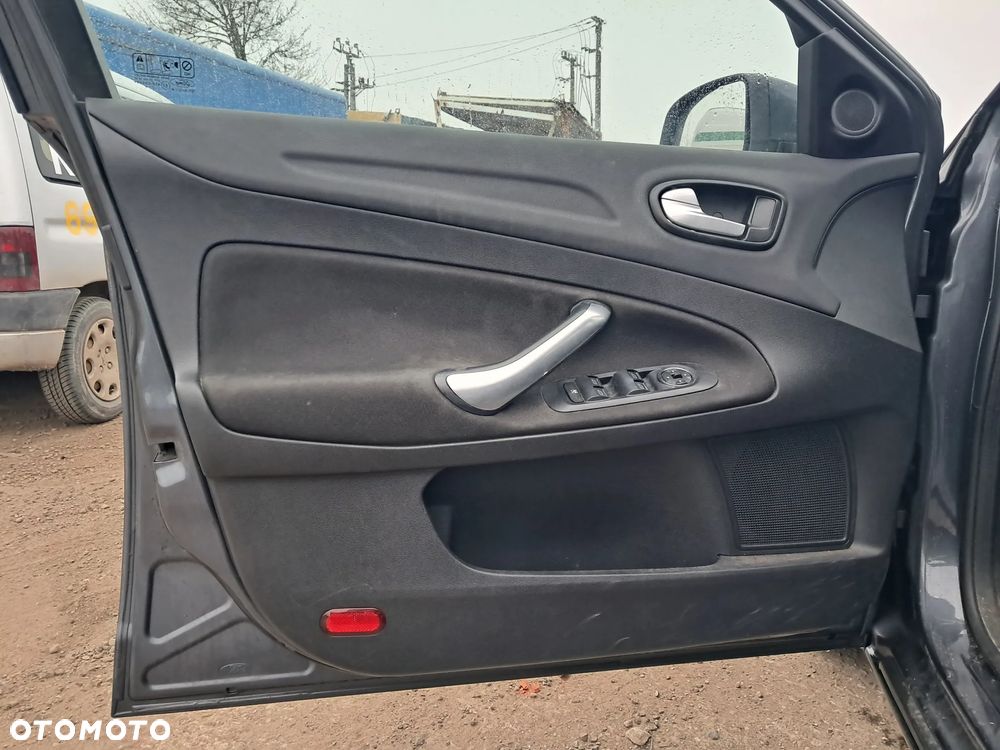 DAWCA CZĘŚCI FORD MONDEO MK4 IV 2.0 16V KL. X6 - 13