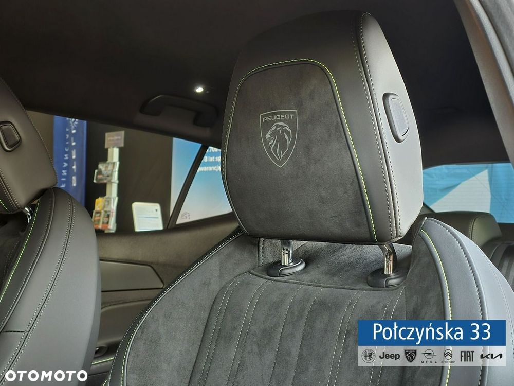 Peugeot 408 - 15