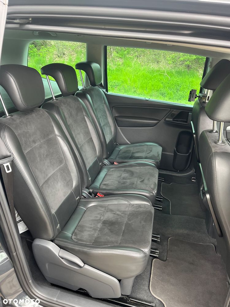 Volkswagen Sharan 2.0 TDI DSG BlueMotion Technology Comfortline - 23