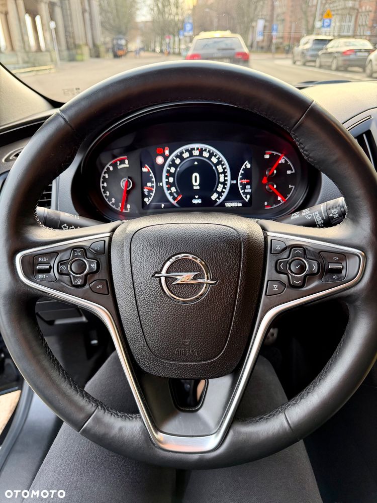 Opel Insignia 2.0 T Executive 4x4 - 16