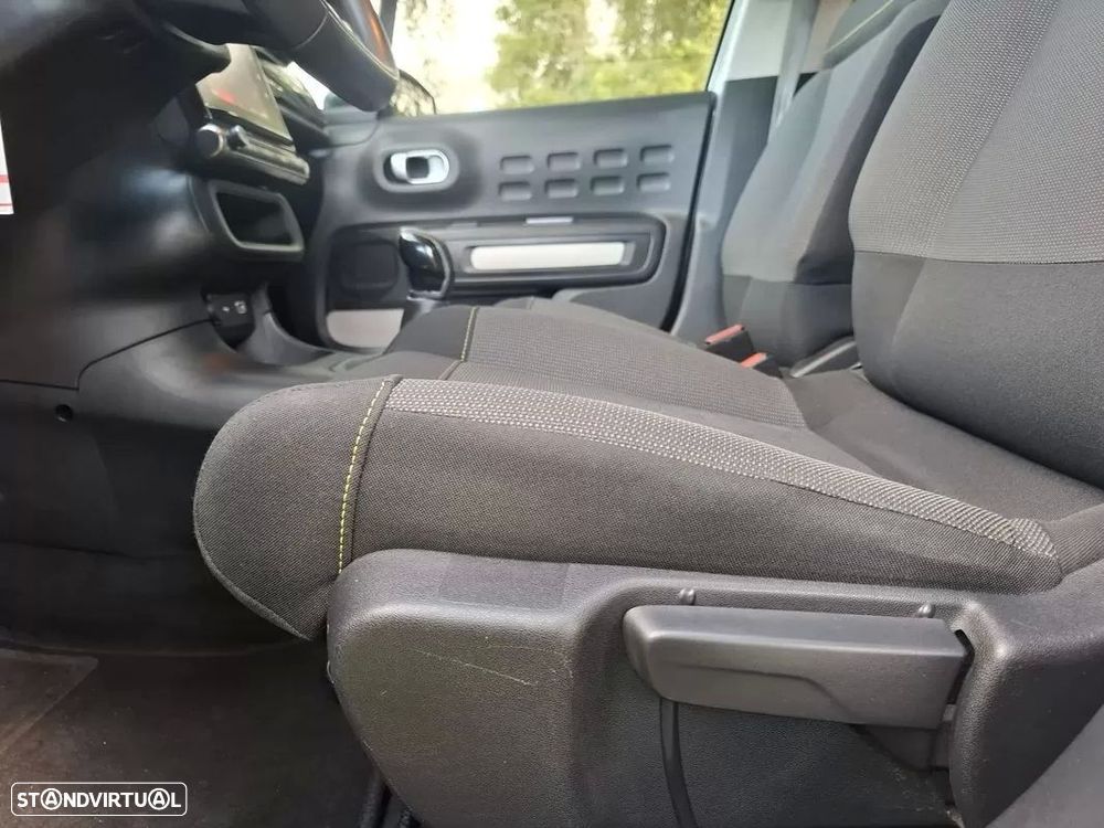 Citroën C3 1.2 PureTech Shine - 25