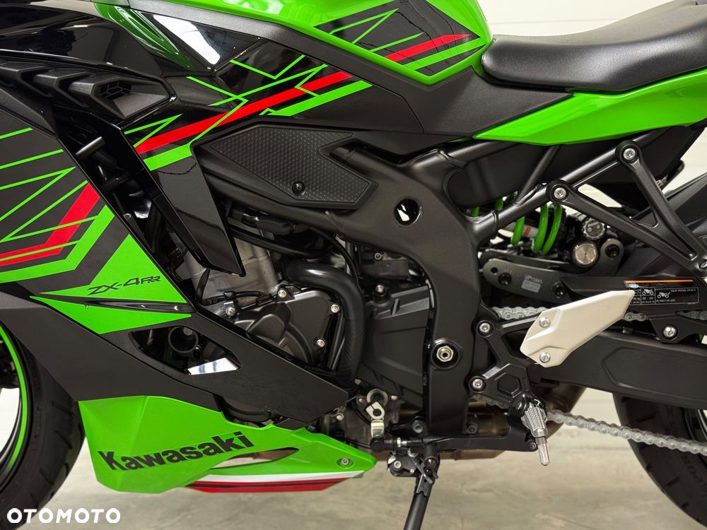 Kawasaki ZX - 30