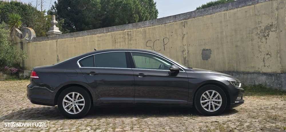 VW Passat 2.0 TDI Elegance - 6
