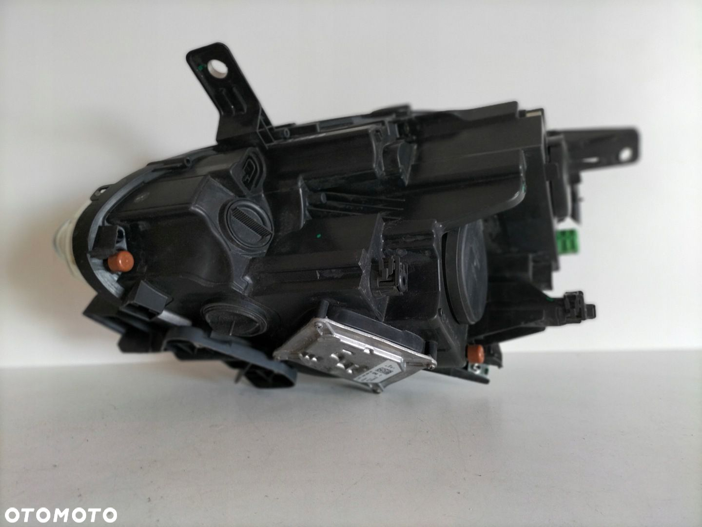 Lampa przednia reflektor prawa ALFA ROMEO GIULIETTA 10- - 6