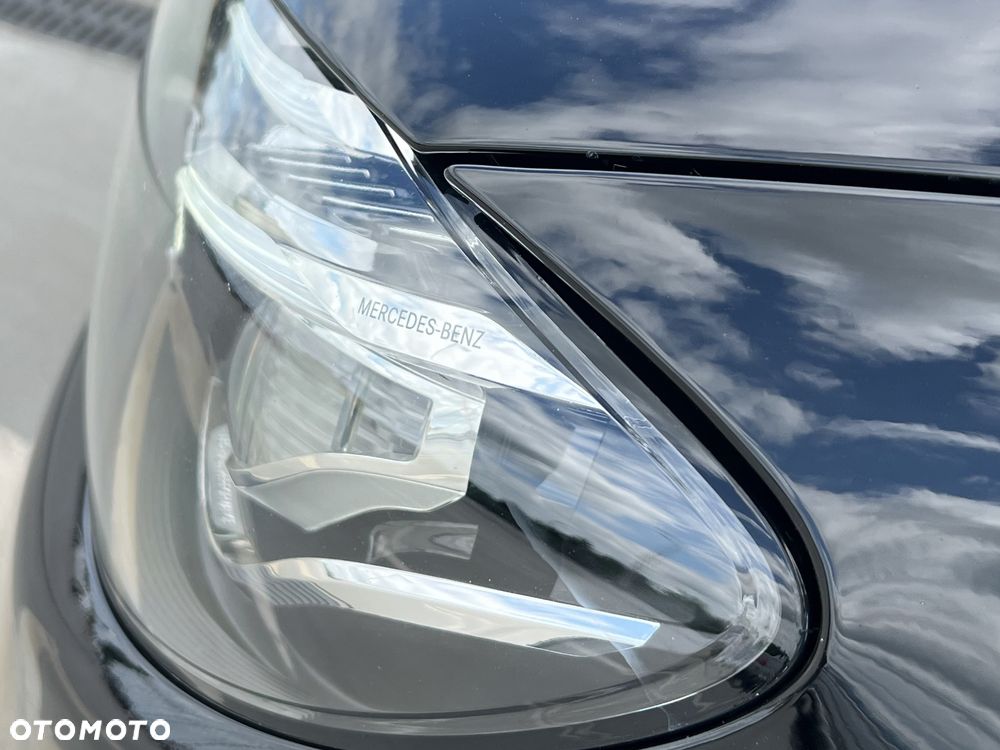 Mercedes-Benz Klasa E 200 d 9G-TRONIC - 11