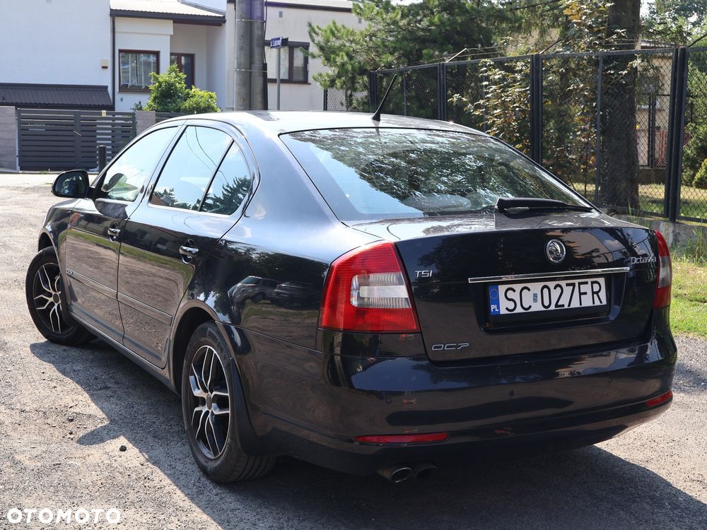 Skoda Octavia 1.4 TSI Ambiente - 4