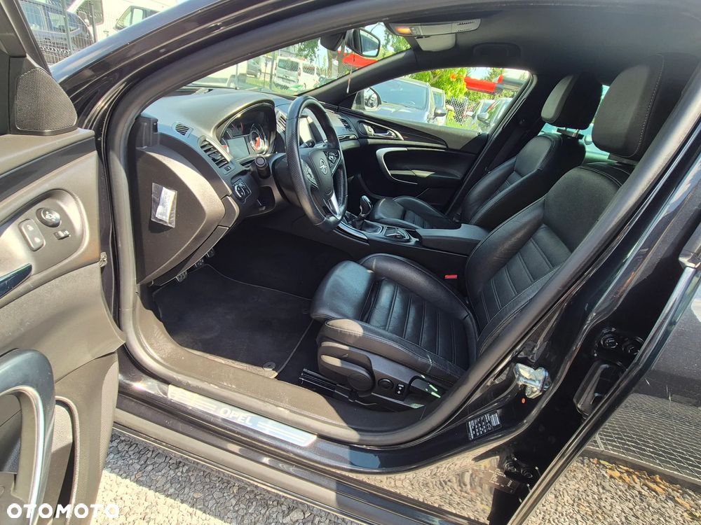 Opel Insignia 1.4 T Cosmo S&S - 25