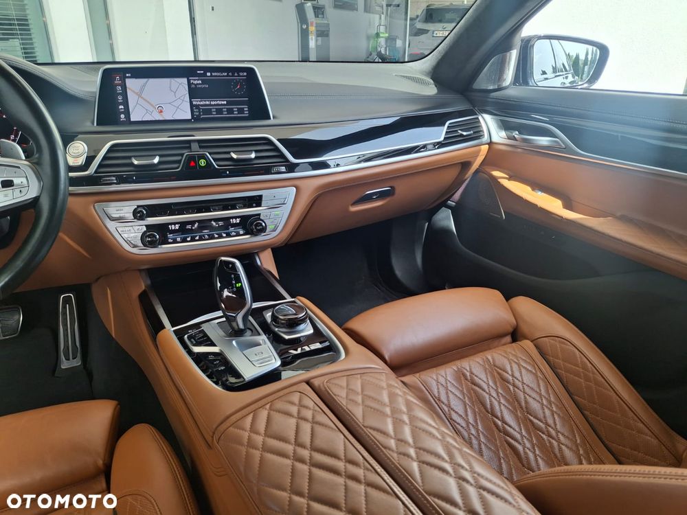 BMW Seria 7 - 20