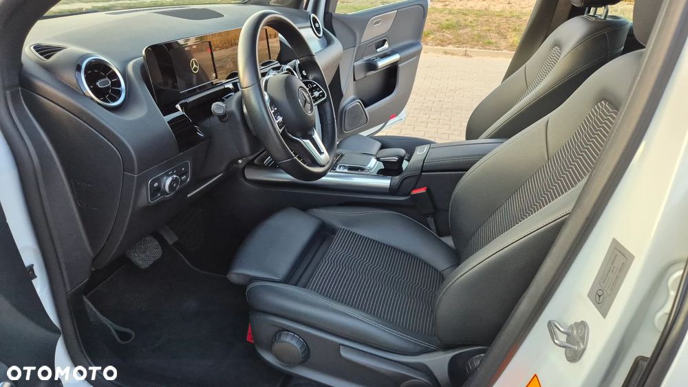 Mercedes-Benz Klasa B 180 Style 7G-DCT - 11