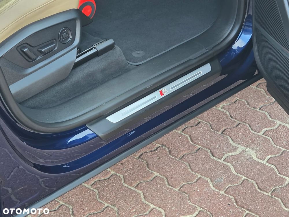 Audi Q8 50 TDI quattro tiptronic - 24