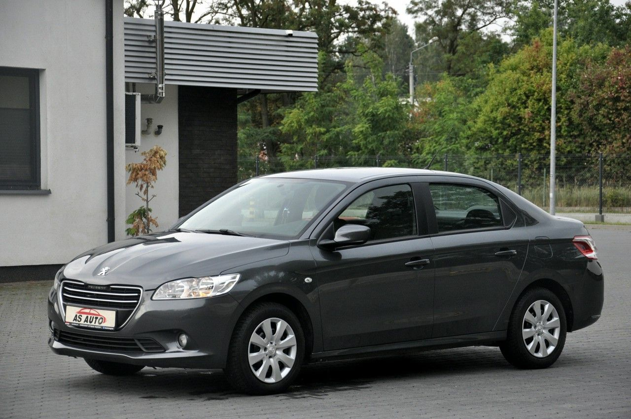 Peugeot 301 - 16