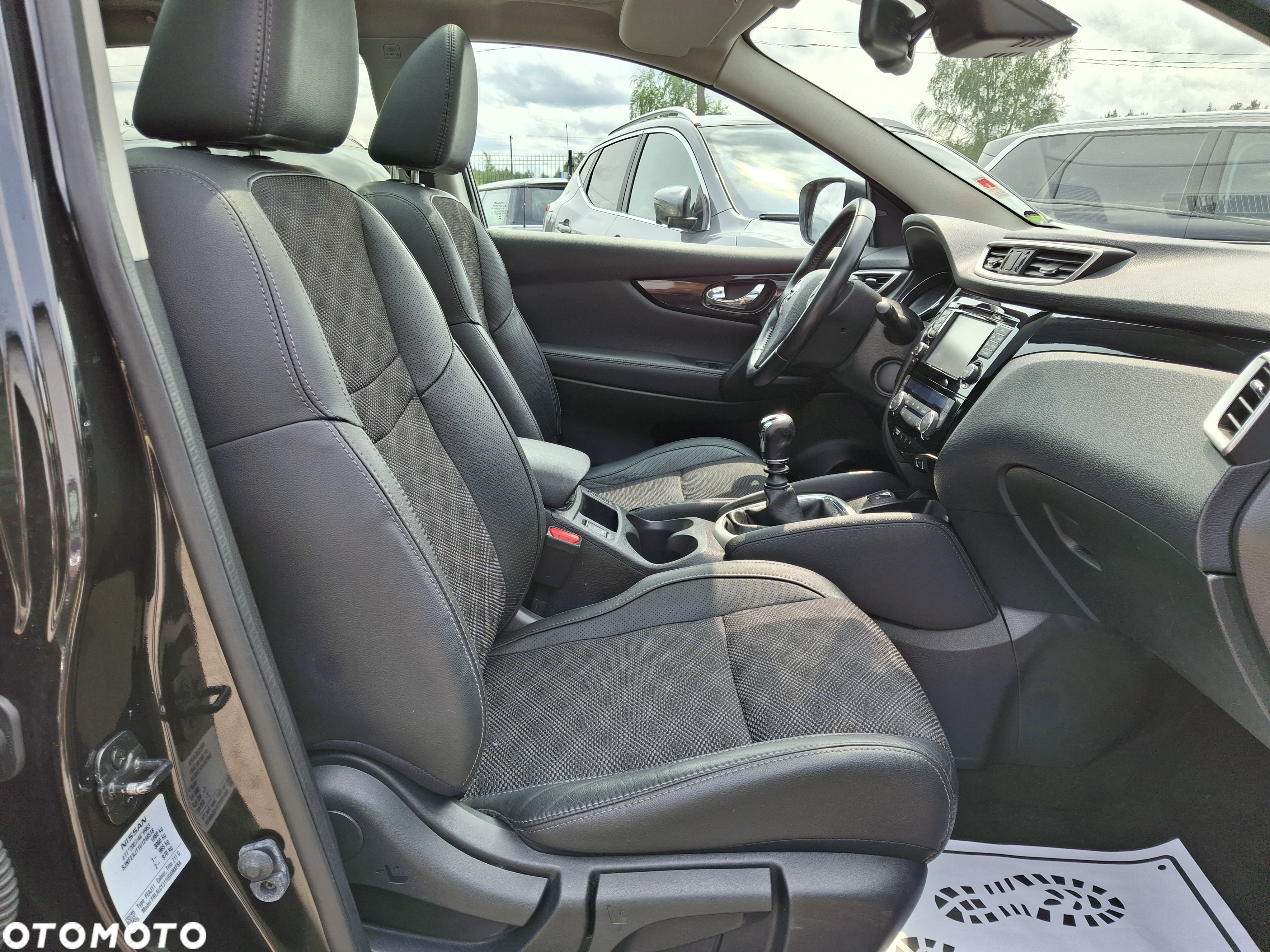 Nissan Qashqai 1.2 DIG-T Tekna - 29