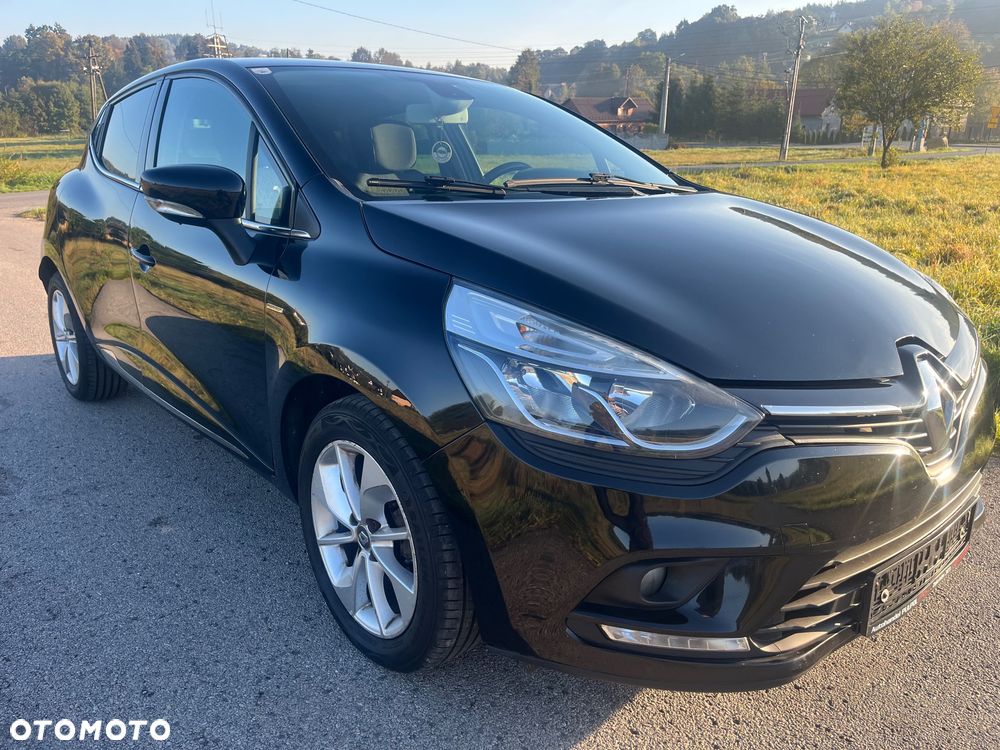 Renault Clio - 21