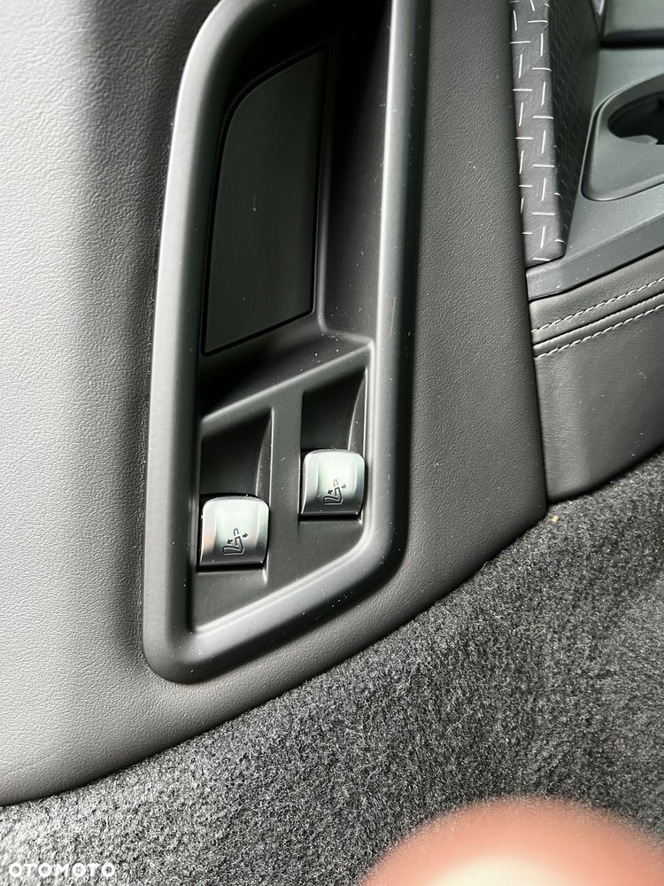 BMW X7 - 26