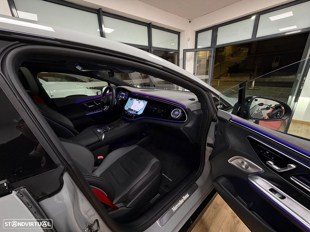 Mercedes-Benz EQE - 8