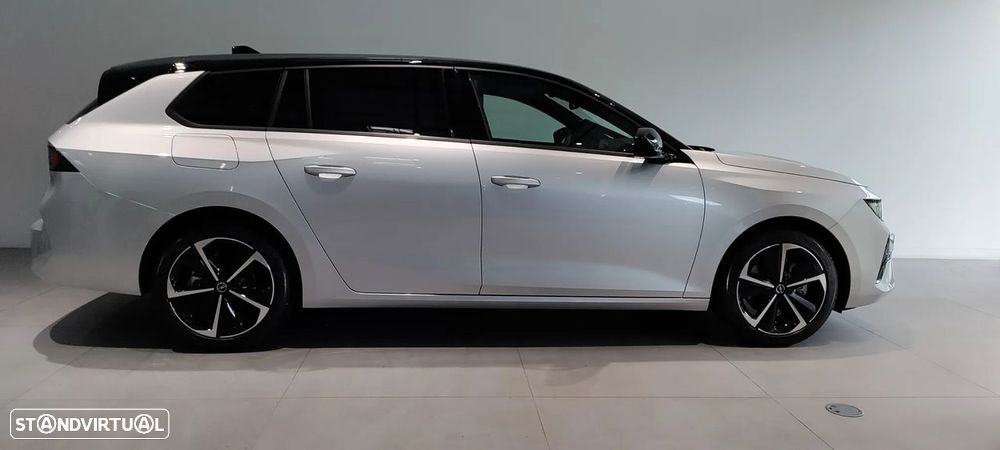 Opel Astra Sports Tourer 1.2 T GS - 4