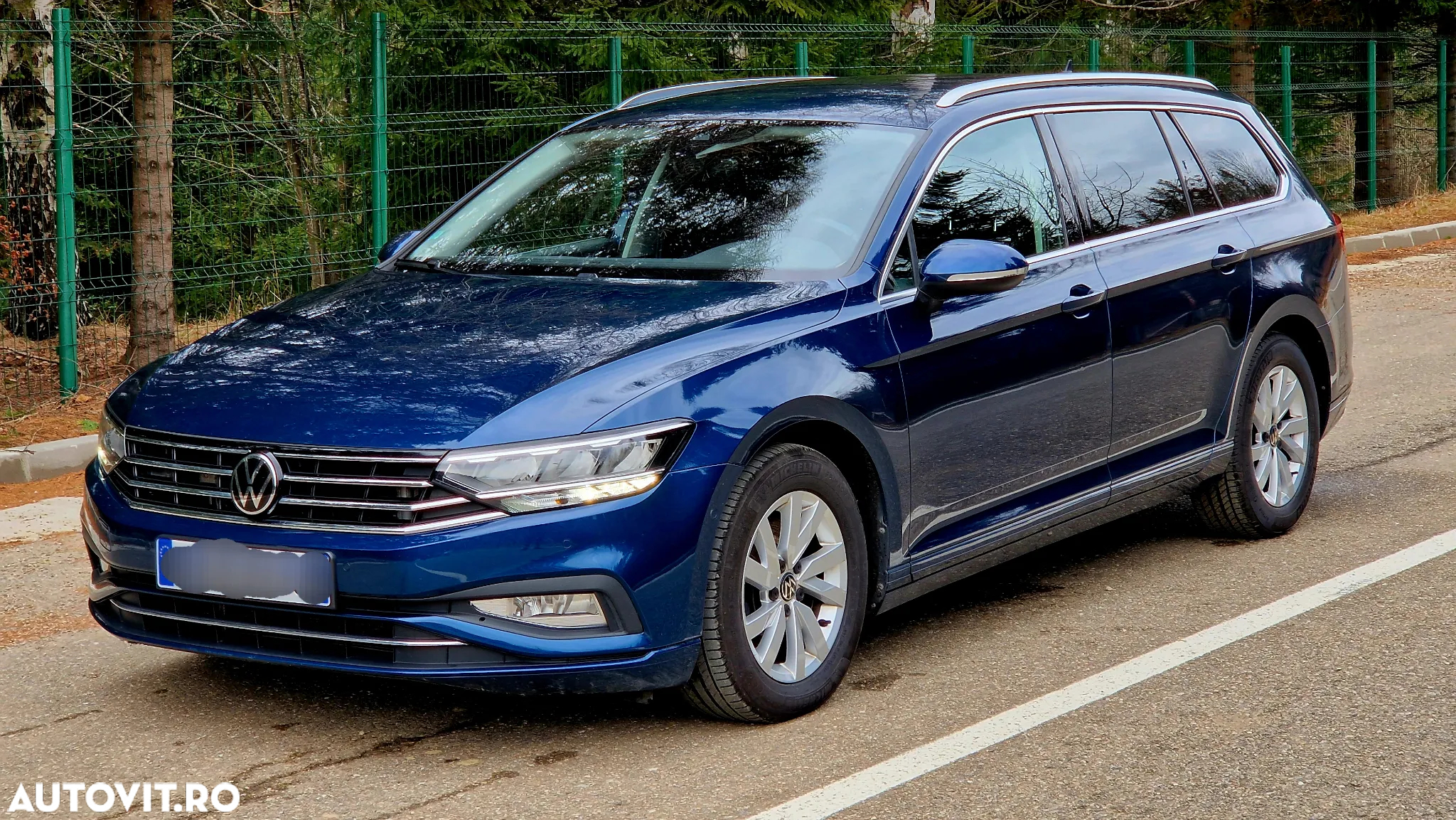 Volkswagen Passat Variant 2.0 TDI DSG (BlueMotion Technology) Highline - 3