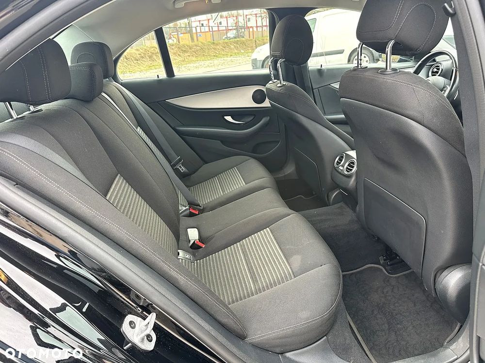 Mercedes-Benz Klasa E 300 de 9G-TRONIC Avantgarde - 8