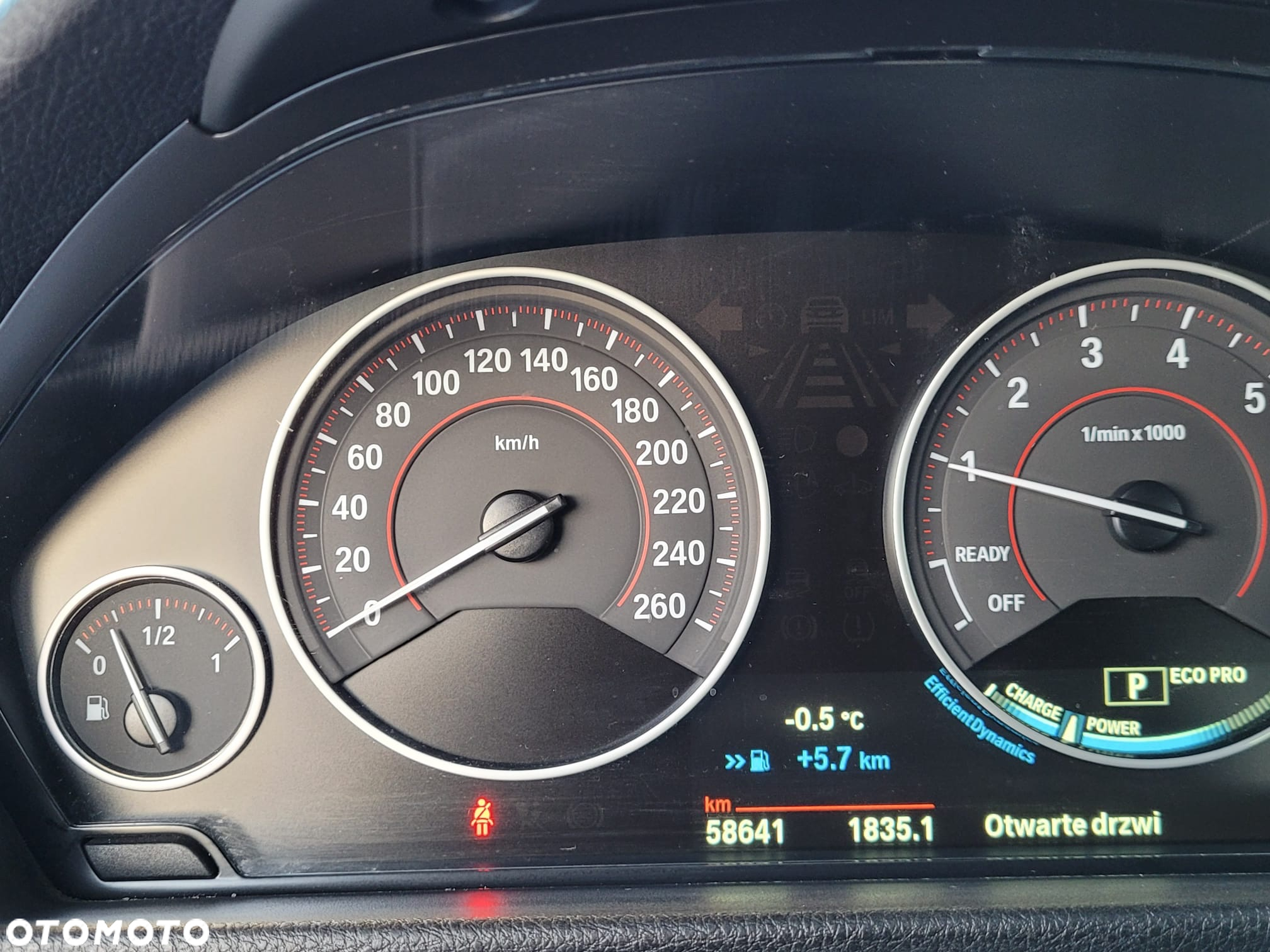 BMW Seria 3 320i M Sport - 16