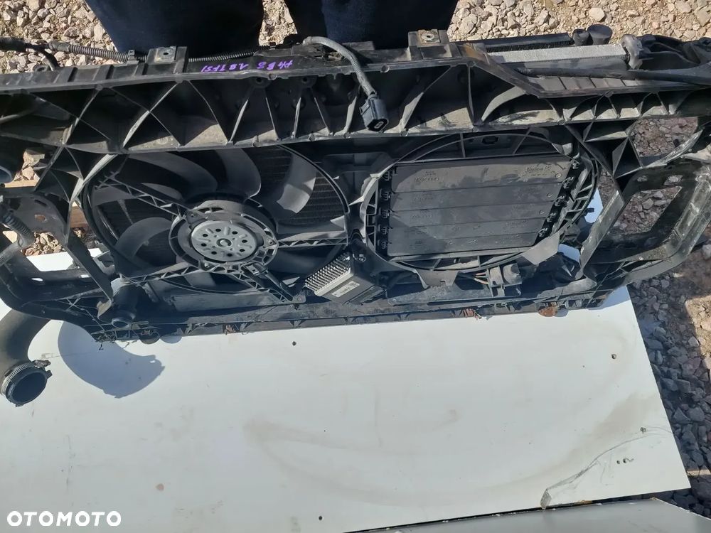 AUDI A4 B8 1.8 2.0 TFSI PAS PRZEDNI CHŁODNICE MANUAL - 2