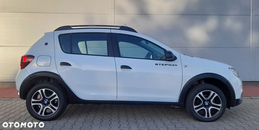 Dacia Sandero Stepway 1.0 TCe SL Celebration S&S - 6