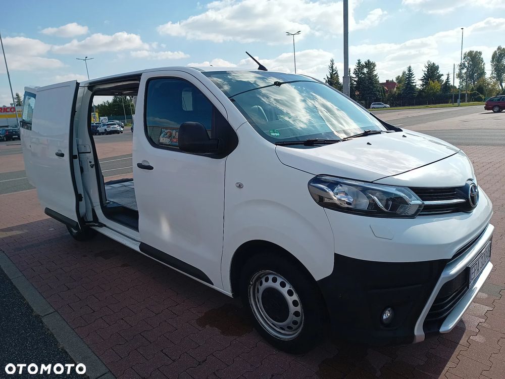 Toyota Proace - 10