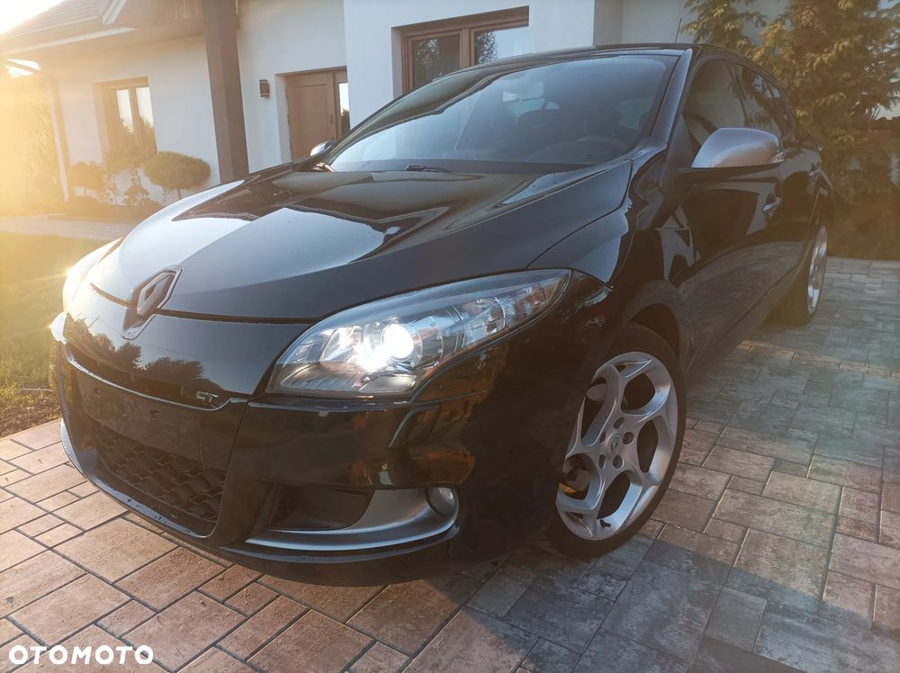 Renault Megane TCe 180 GT - 1