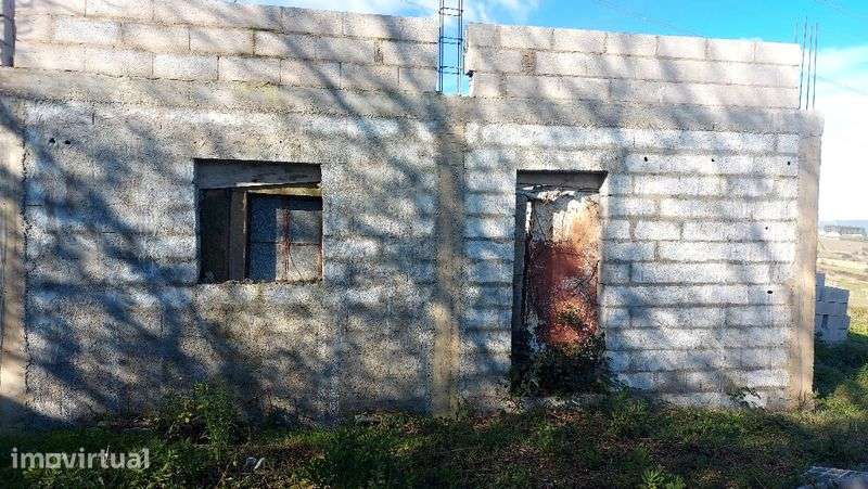 Vendo ruina em construção - Grande imagem: 4/8