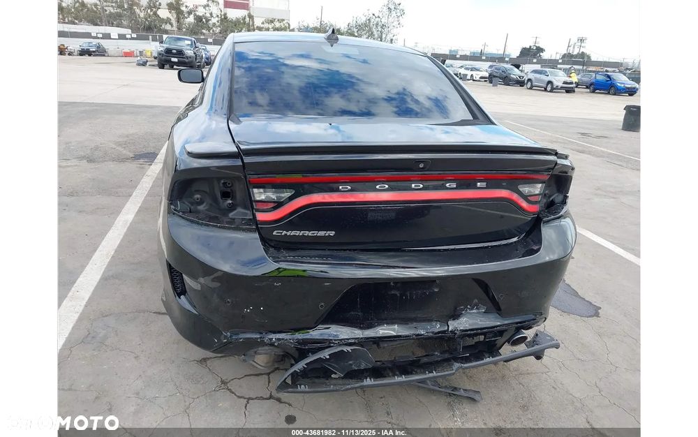 Dodge Charger - 10