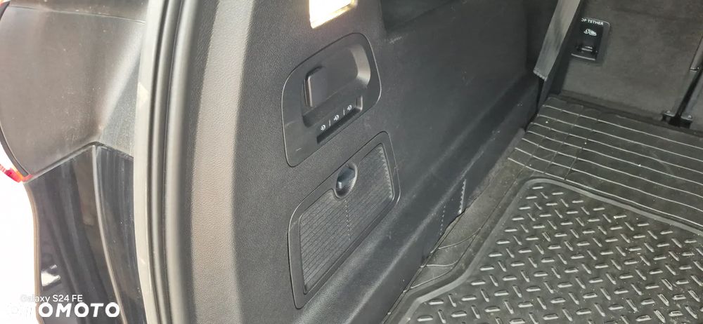 Ford S-Max 2.0 EcoBlue Titanium - 27